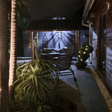 La Liane De Jade 974-Lodge Le Palissandre - Jacuzzi Privatif - Piscine Chauffee Le Bois de Nefles  Bagian luar foto