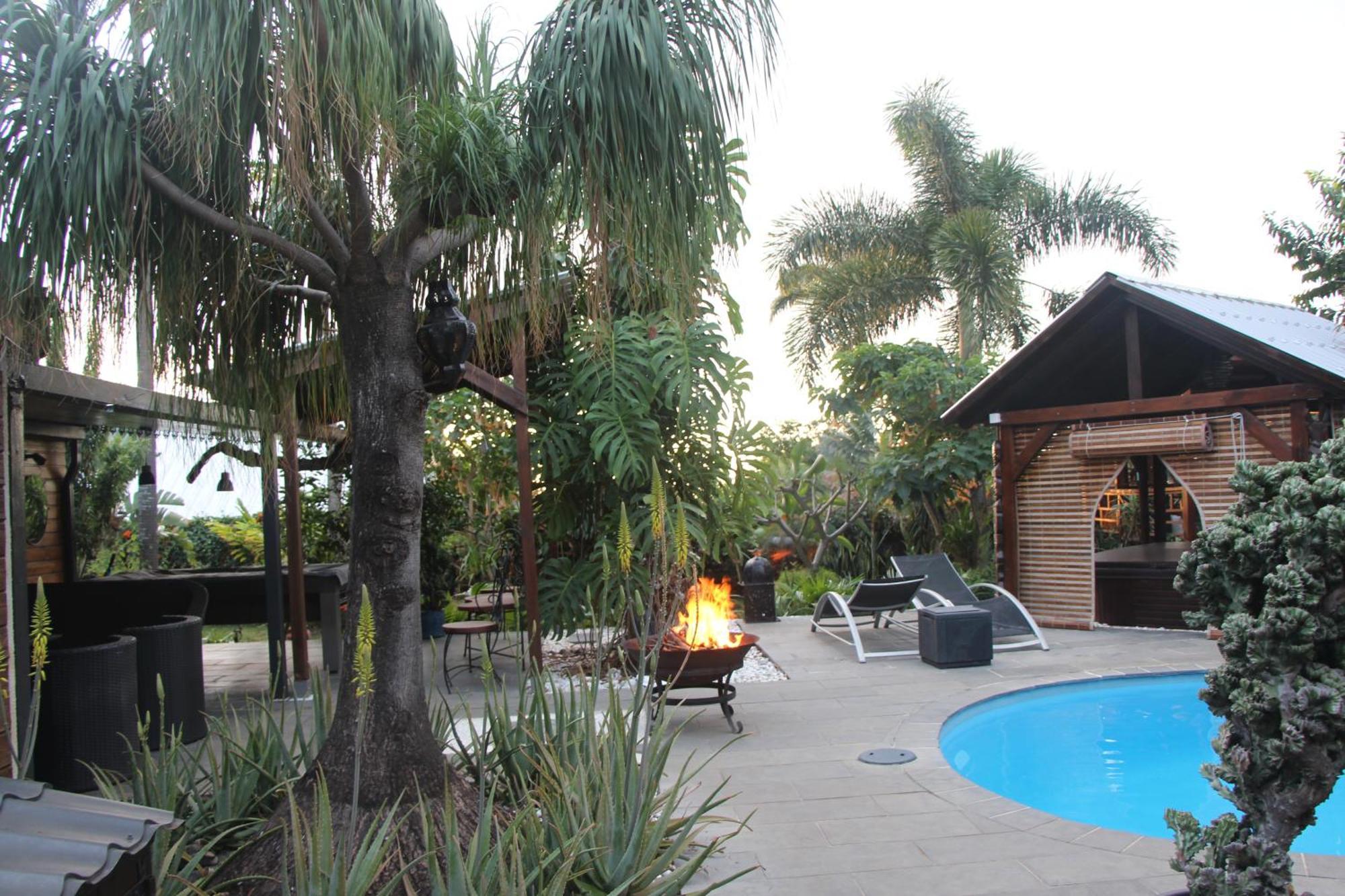 La Liane De Jade 974-Lodge Le Palissandre - Jacuzzi Privatif - Piscine Chauffee Le Bois de Nefles  Bagian luar foto
