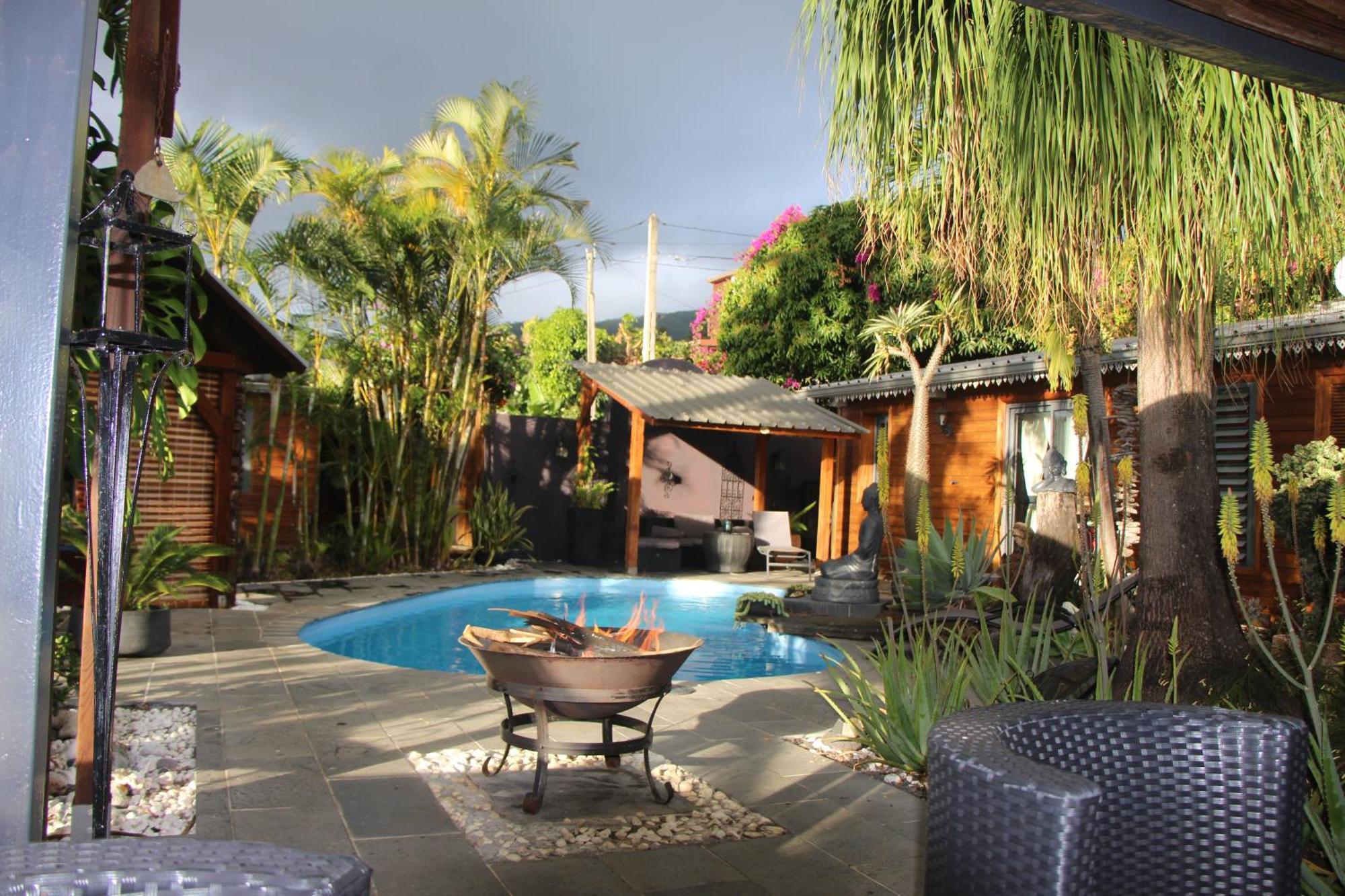 La Liane De Jade 974-Lodge Le Palissandre - Jacuzzi Privatif - Piscine Chauffee Le Bois de Nefles  Bagian luar foto