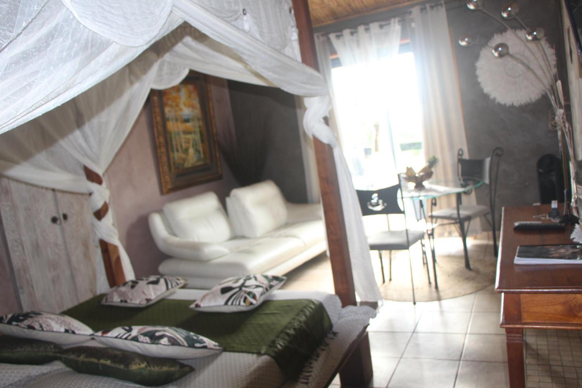 La Liane De Jade 974-Lodge Le Palissandre - Jacuzzi Privatif - Piscine Chauffee Le Bois de Nefles  Bagian luar foto